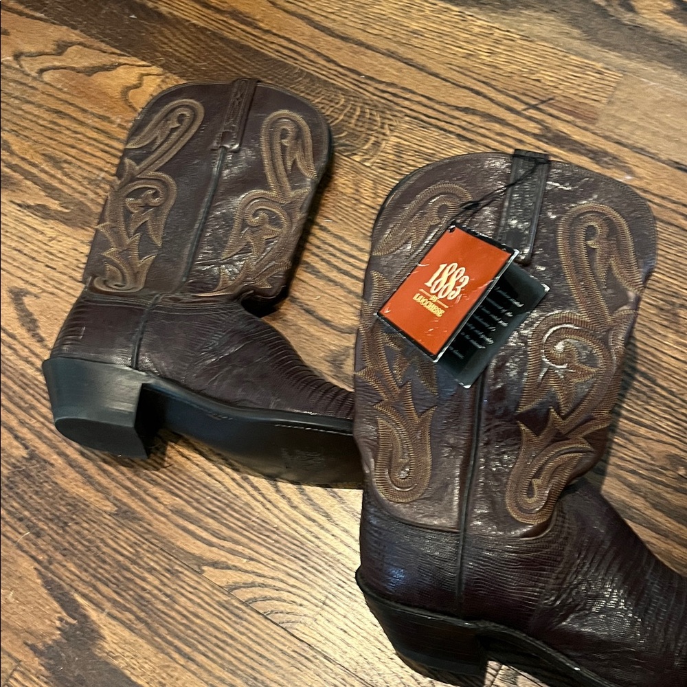 Lucchese 1883 brown cowboy boots with brown stitching. Retails for 1200. - Picture 6 of 8